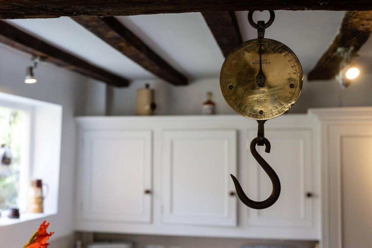 Pass The Keys Magical Period House In The Heart Of Ludlow Ngoại thất bức ảnh